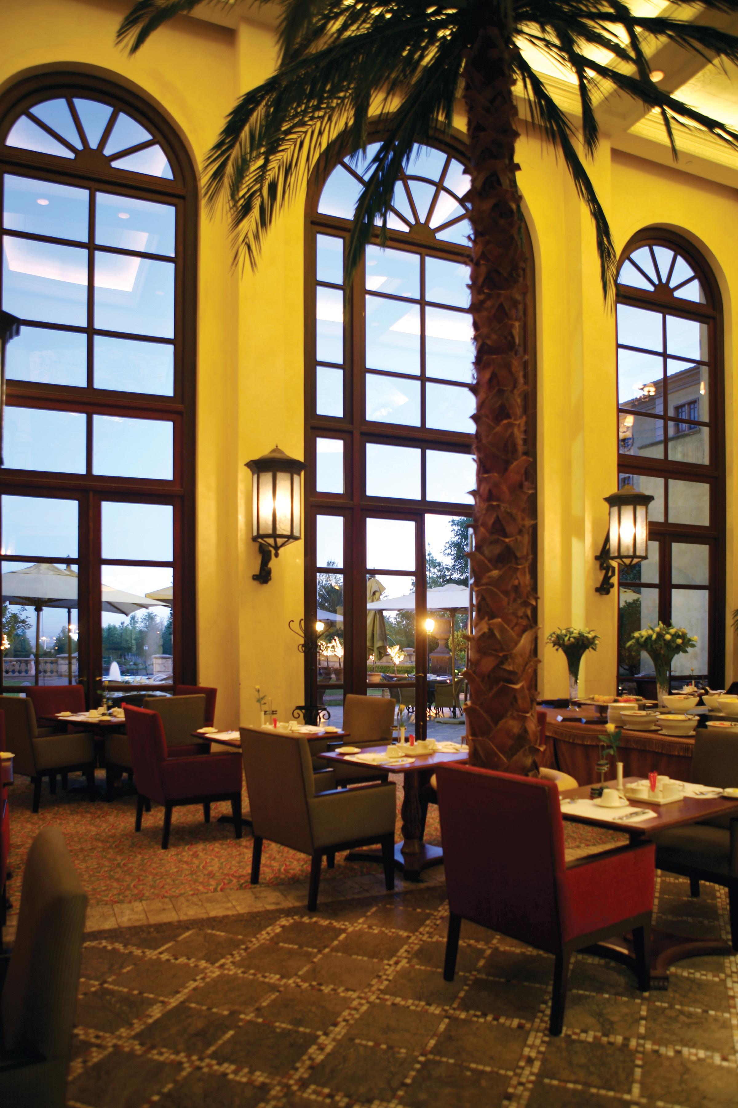 Palazzo Hotel Fourways Екстер'єр фото The interior of the restaurant