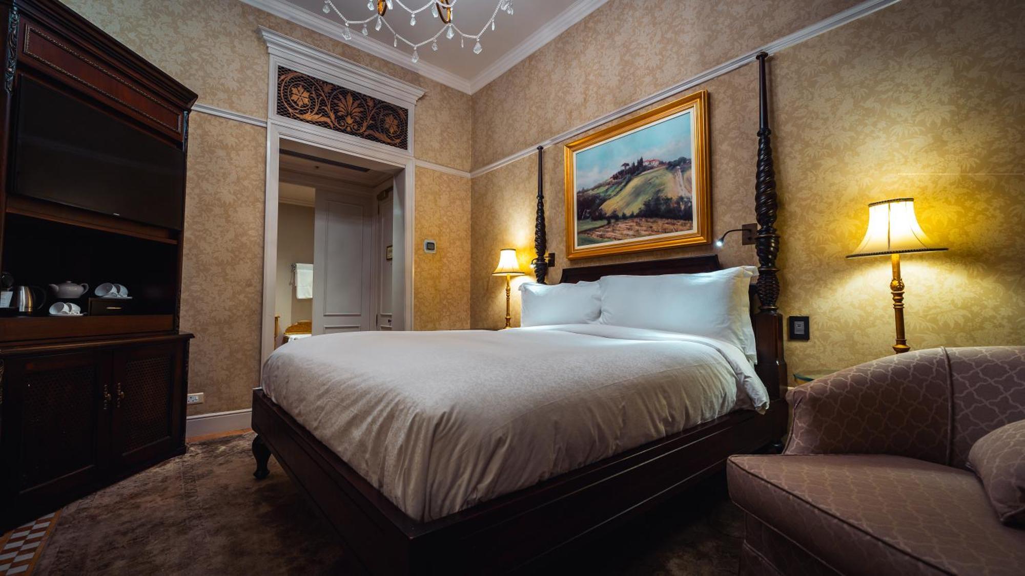 Palazzo Hotel Fourways Екстер'єр фото A bedroom at the hotel