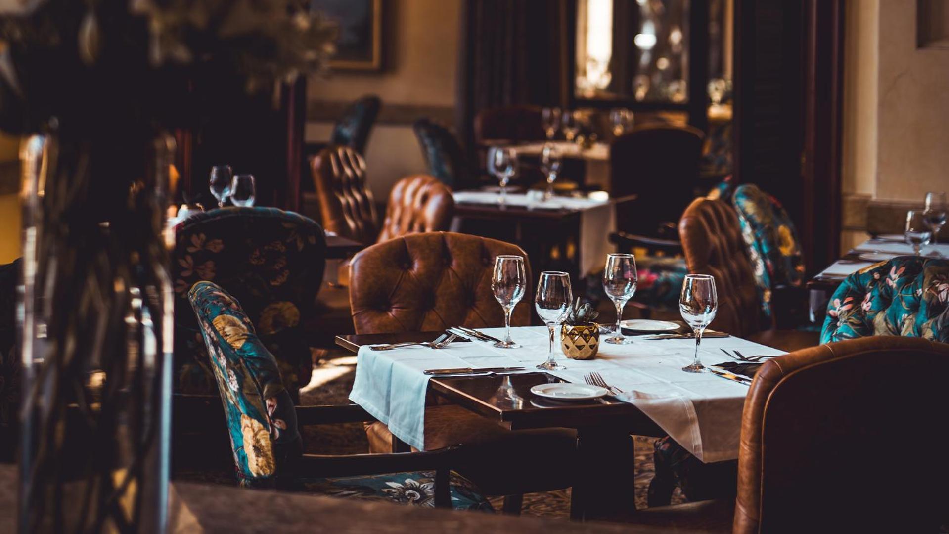 Palazzo Hotel Fourways Екстер'єр фото Restaurant interior